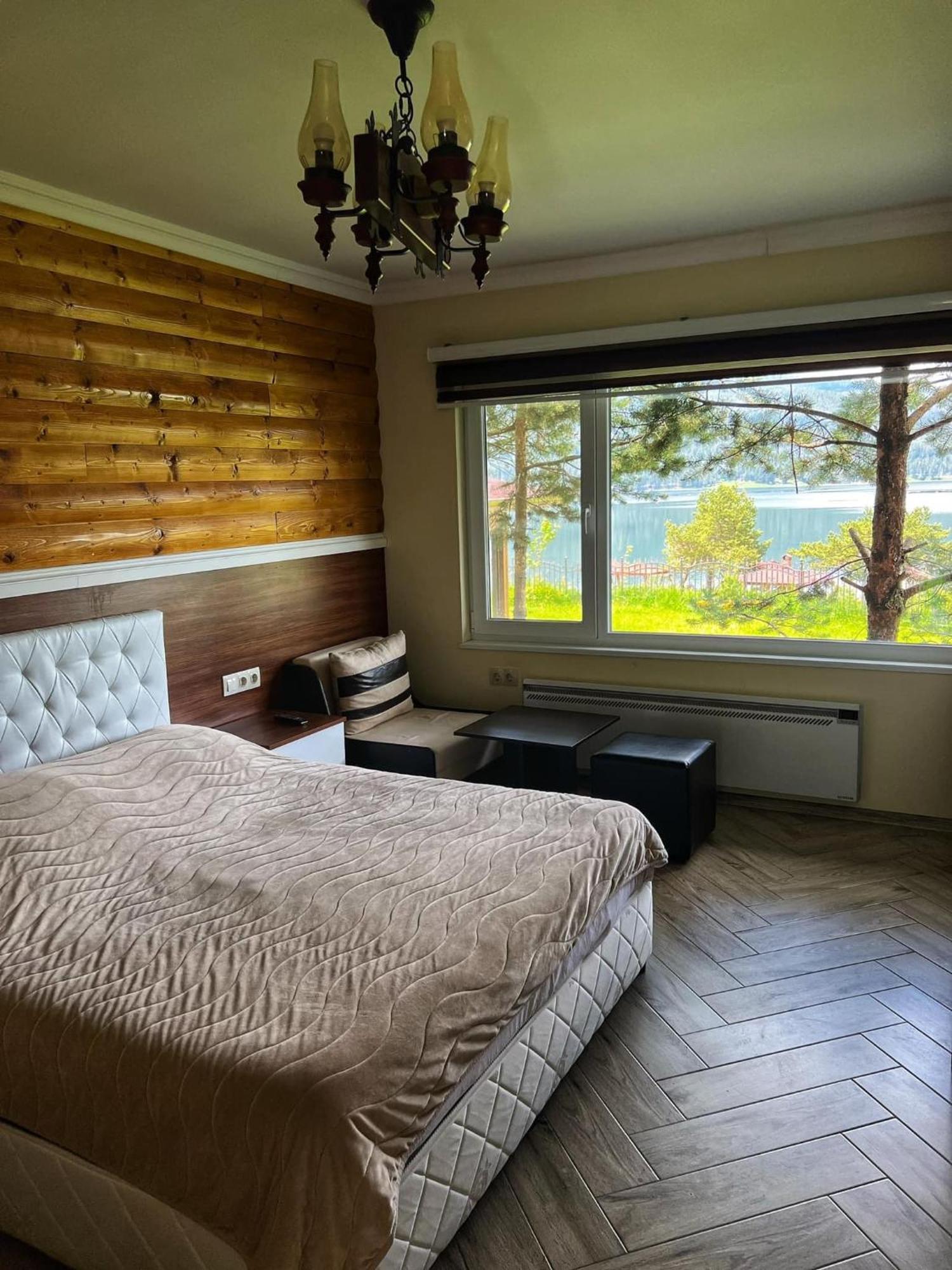 Villa Sunrise Dospat Bagian luar foto