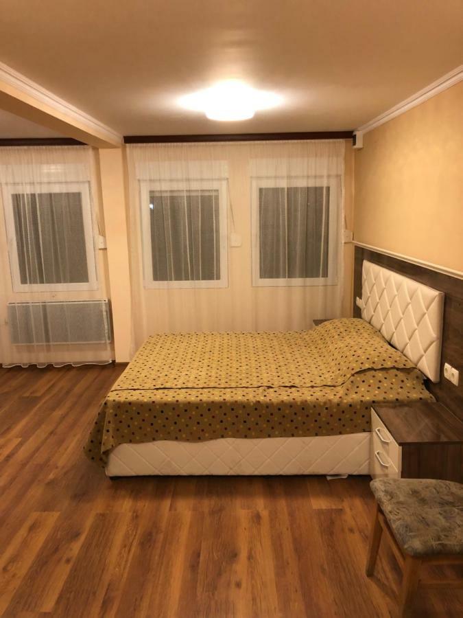 Villa Sunrise Dospat Bagian luar foto