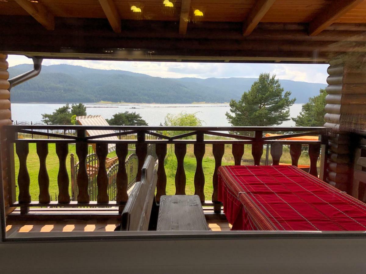 Villa Sunrise Dospat Bagian luar foto